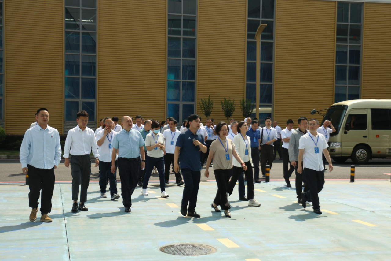 1748483009845845Ak09.png 51d325f414dd6a109bb3ea53749c4725.png